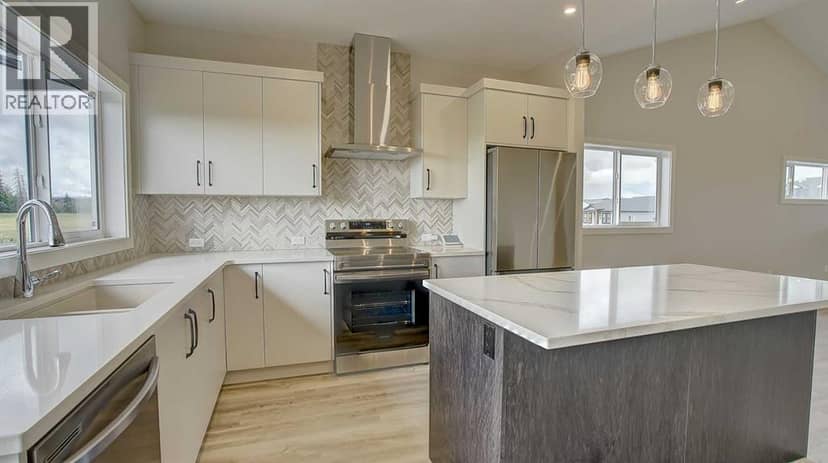 20 Ian Way, Sylvan Lake, photo 5