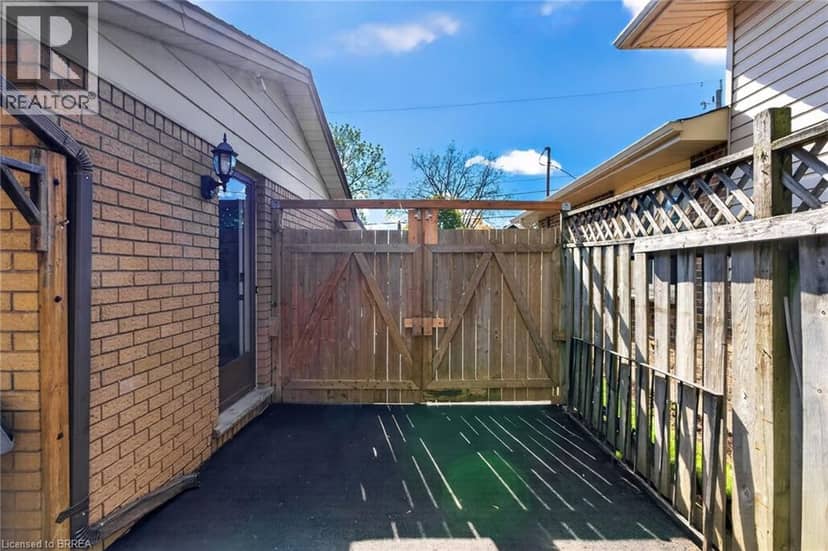 17B EMILIE Street — photo 36 of 40