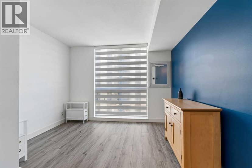 701, 1110 11 Street SW — photo 11 of 23