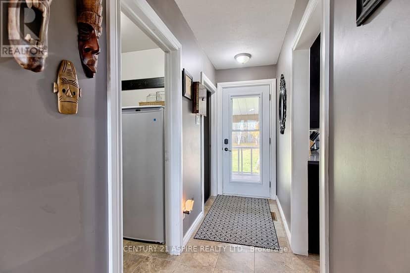 742 Zanders Road — photo 21 of 40