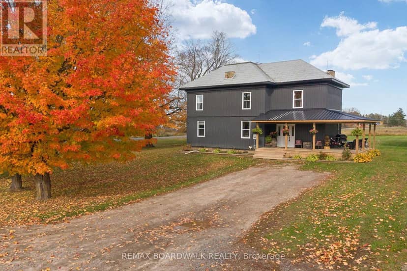 526 Kelford Drive, Tay Valley
