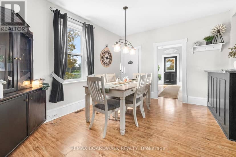 526 Kelford Drive — photo 9 of 40