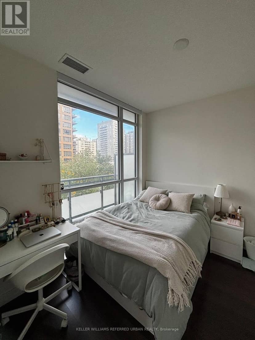 415 - 98 Lillian Street, Toronto, photo 3