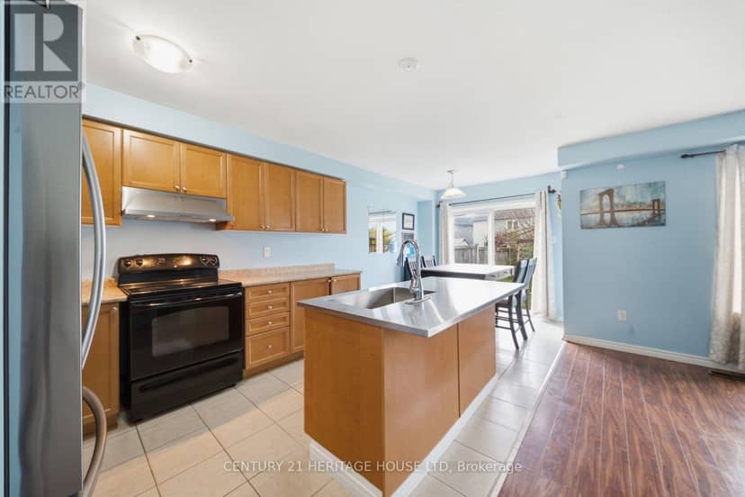 4 English Lane — photo 13 of 40
