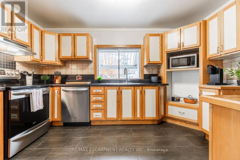 60 Lake Avenue Drive — photo 10 of 34