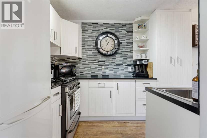6, 208 Grier Terrace NE — photo 13 of 23