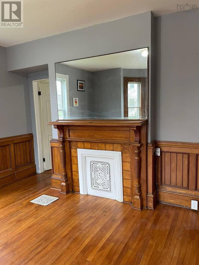 40 King Street — photo 12 of 23
