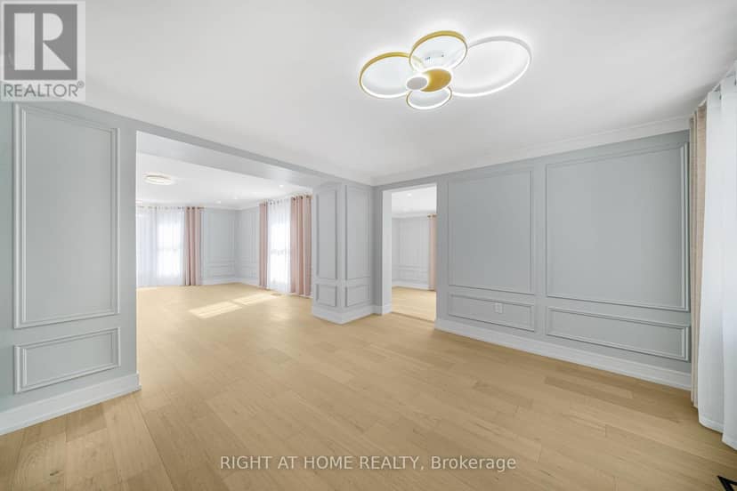 144 Waterloo Street — photo 14 of 37