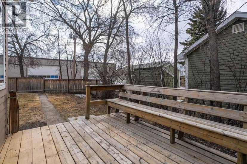 5015 52A Street — photo 22 of 27
