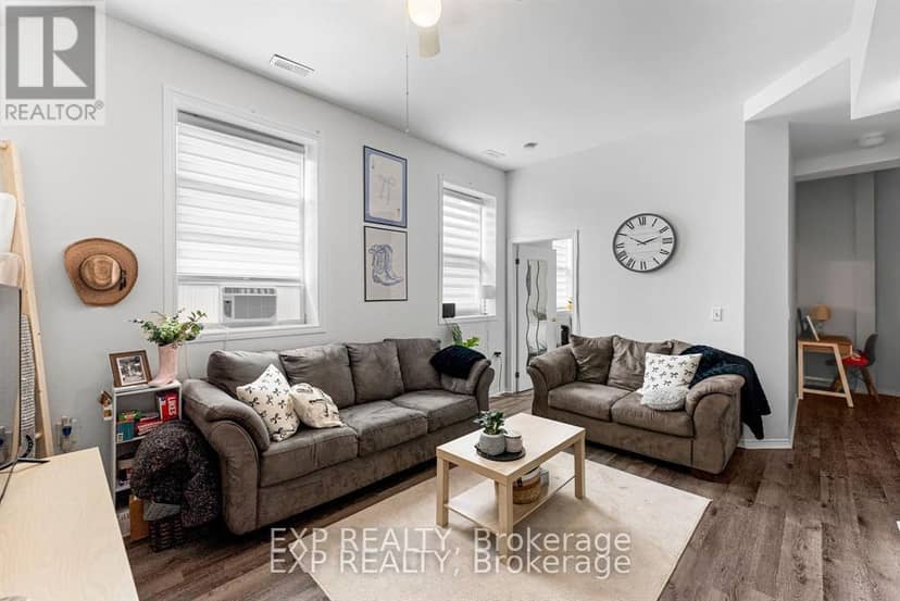 11 Albert Street — photo 7 of 31