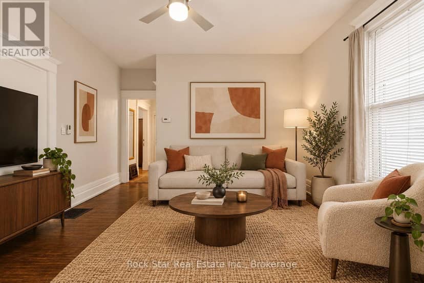 22 Rich Avenue — photo 12 of 38