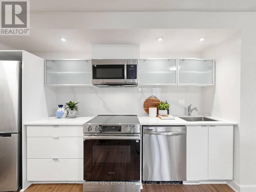 1006 - 4K Spadina Avenue — photo 16 of 40