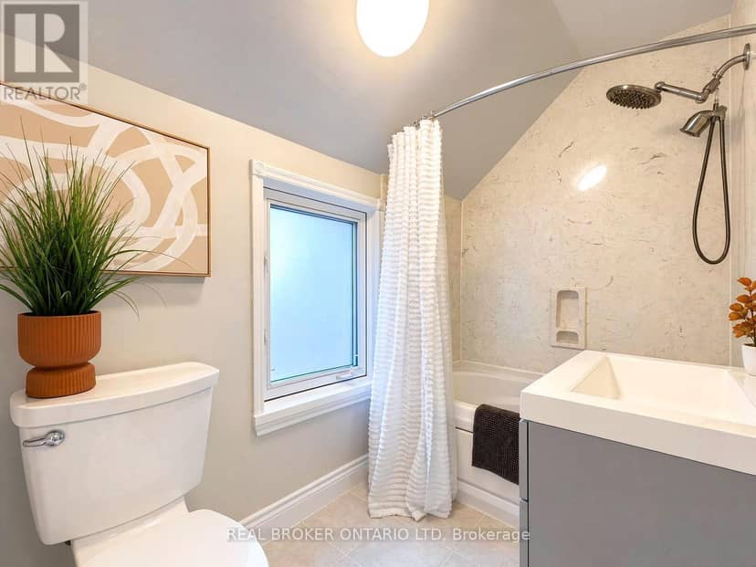 820 Maitland Street — photo 26 of 31