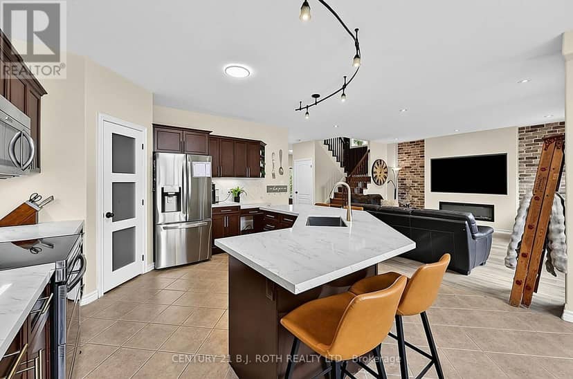 118 Mike Hart Drive — photo 12 of 40