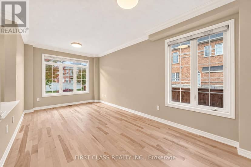 4 Hawkweed Manor, Markham, photo 2