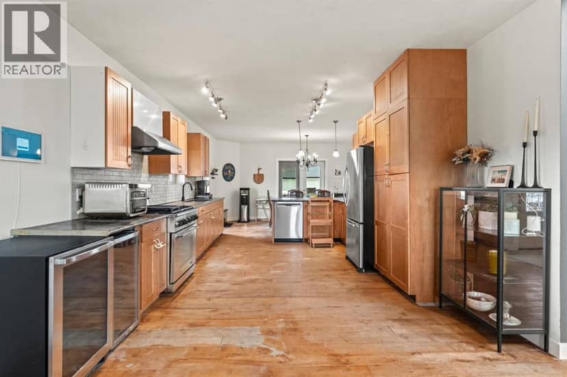 251005 Township Road 251A — photo 9 of 40