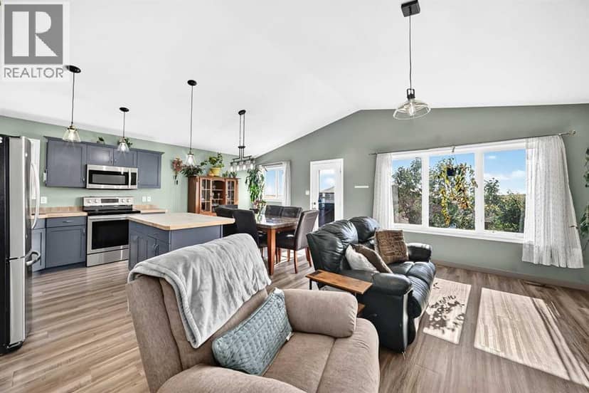 167 Mt Sundance Crescent W, Lethbridge, photo 8