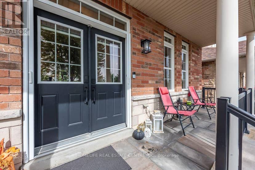 26 Imperial Lakes Drive, Brampton, photo 4