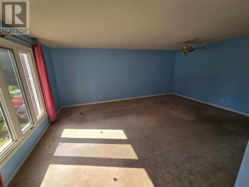 58 Taylor BLVD — photo 11 of 22