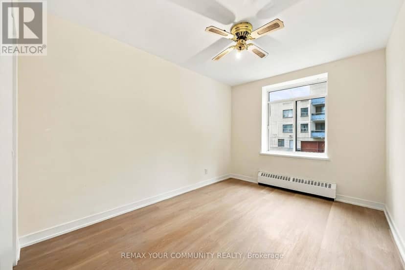 206 - 825 Kennedy Road — photo 16 of 20