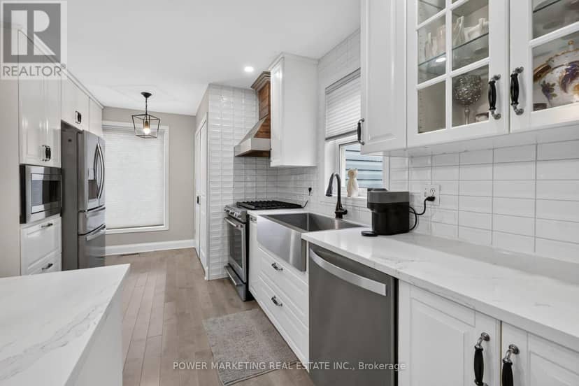 436 Yves Street — photo 11 of 40