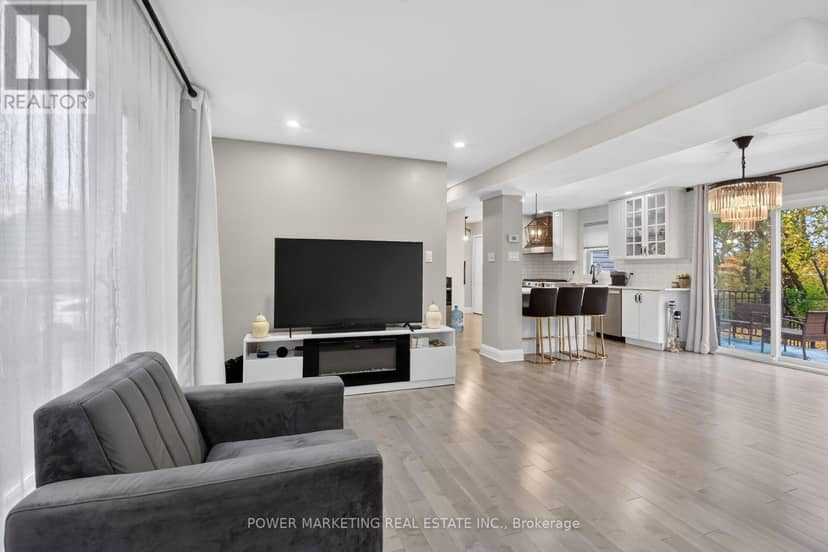 436 Yves Street — photo 9 of 40