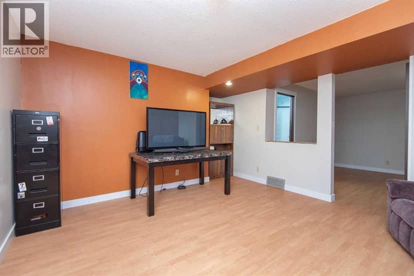 168 Eastman Crescent — photo 25 of 30