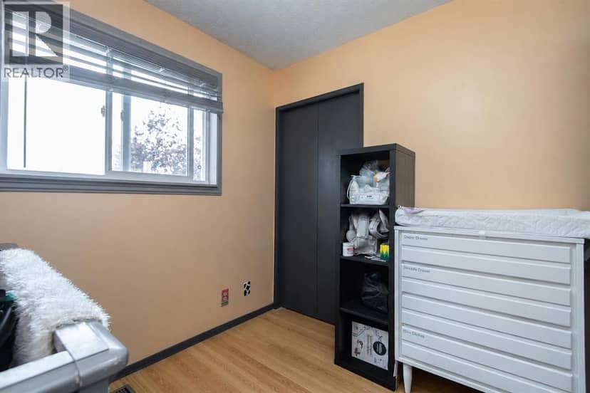 168 Eastman Crescent — photo 18 of 30