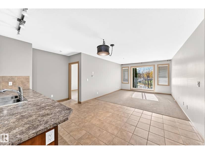 #207 500 Palisades Wy — photo 9 of 40