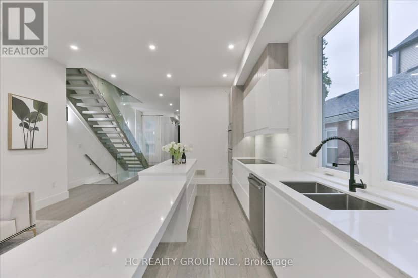 78 Greendale Avenue — photo 13 of 40