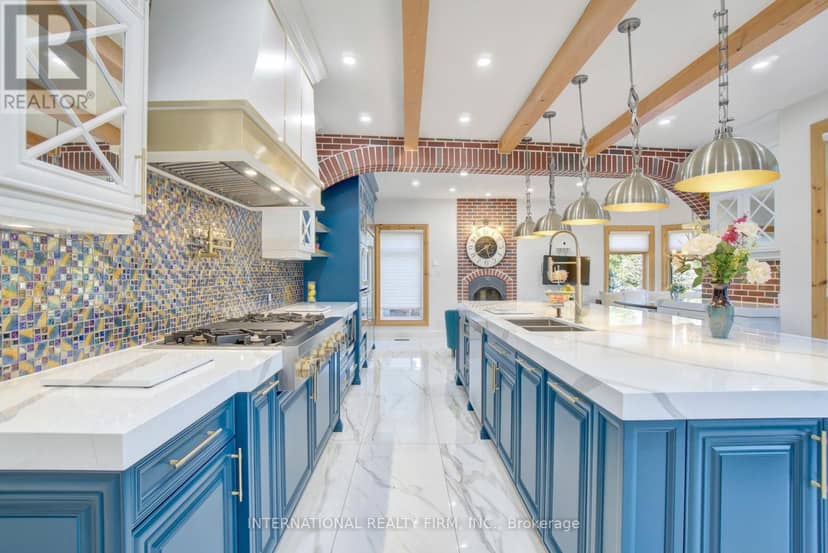 6 Pinehurst Lane — photo 14 of 40