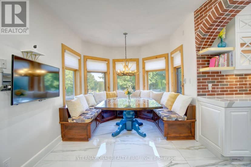 6 Pinehurst Lane — photo 18 of 40
