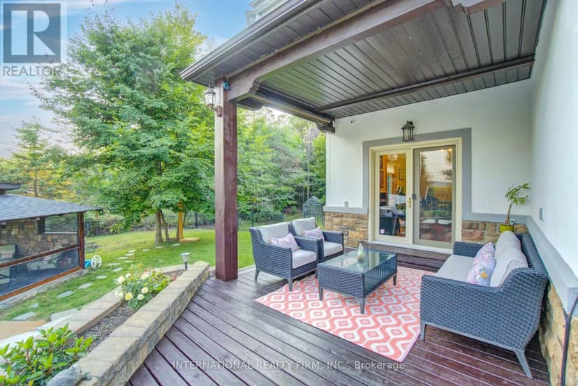 6 Pinehurst Lane — photo 39 of 40