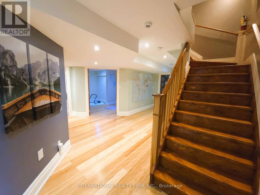 6 Pinehurst Lane — photo 32 of 40