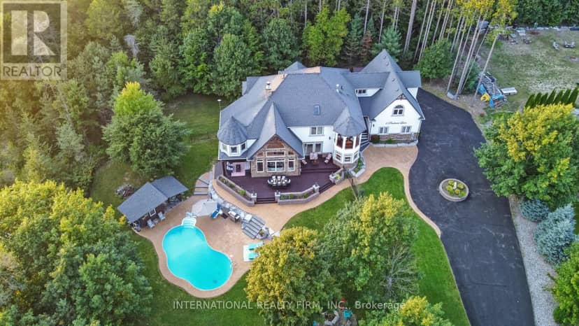 6 Pinehurst Lane — photo 4 of 40