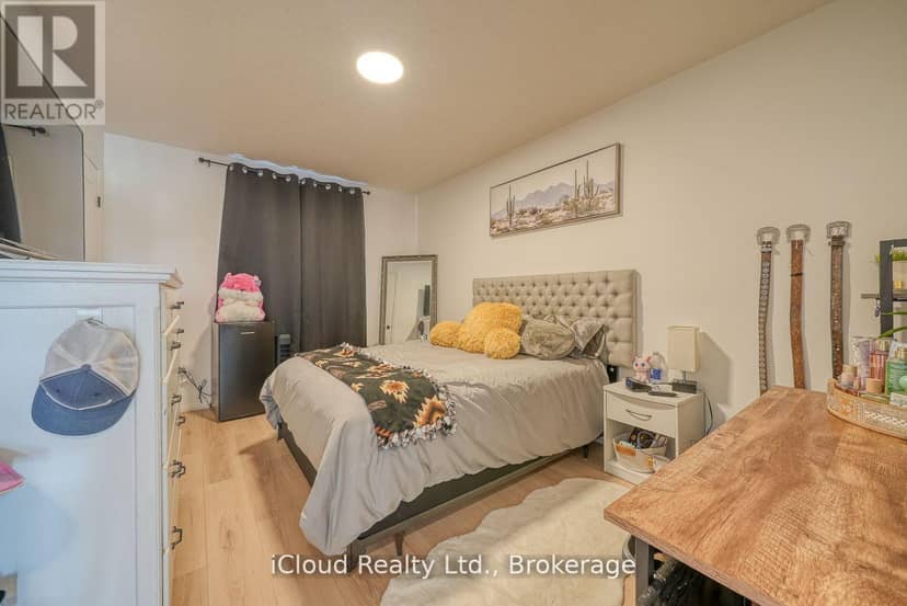 15 Curren Crescent — photo 13 of 26