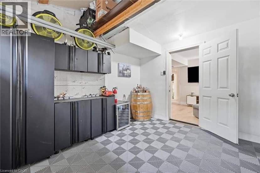 5474 SCHUELLER Crescent — photo 40 of 40