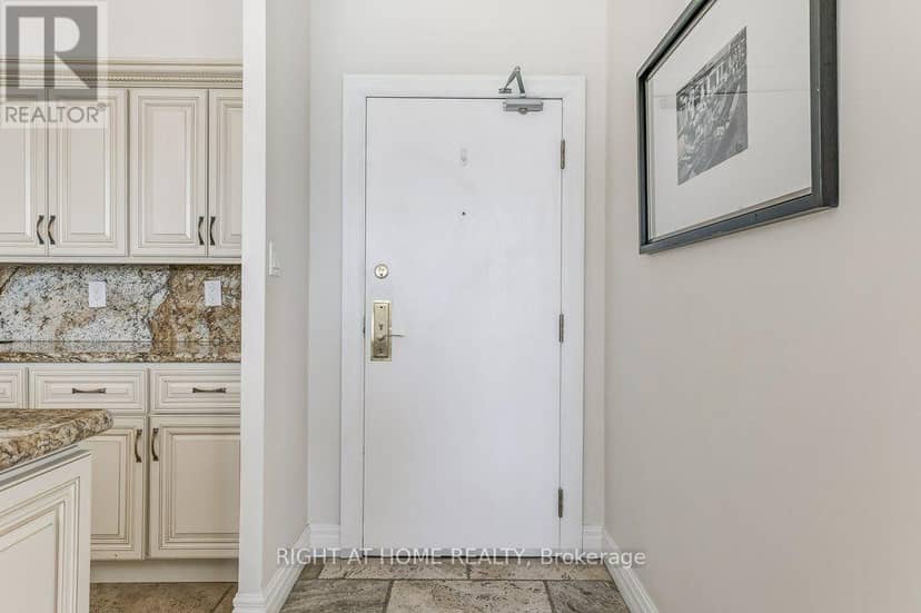 PH2 - 25 Grenville Street, Toronto, photo 6