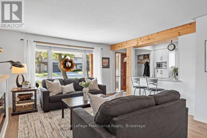 159 Singleton Drive — photo 16 of 40