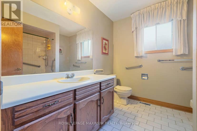 114 Beechnut Road — photo 23 of 40