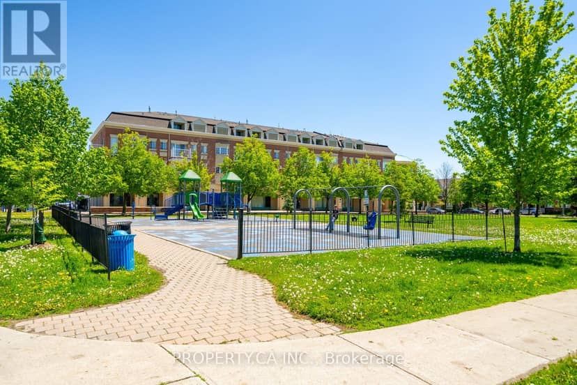A206 - 15 Cornell Meadows Avenue, Markham, photo 2