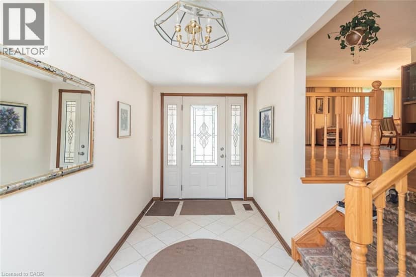 20 BIRCHLAWN Drive, Stoney Creek, photo 7