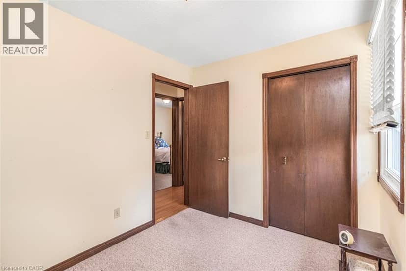 20 BIRCHLAWN Drive — photo 25 of 40