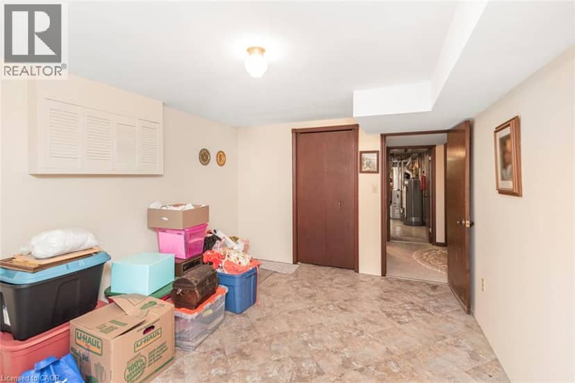 20 BIRCHLAWN Drive — photo 36 of 40