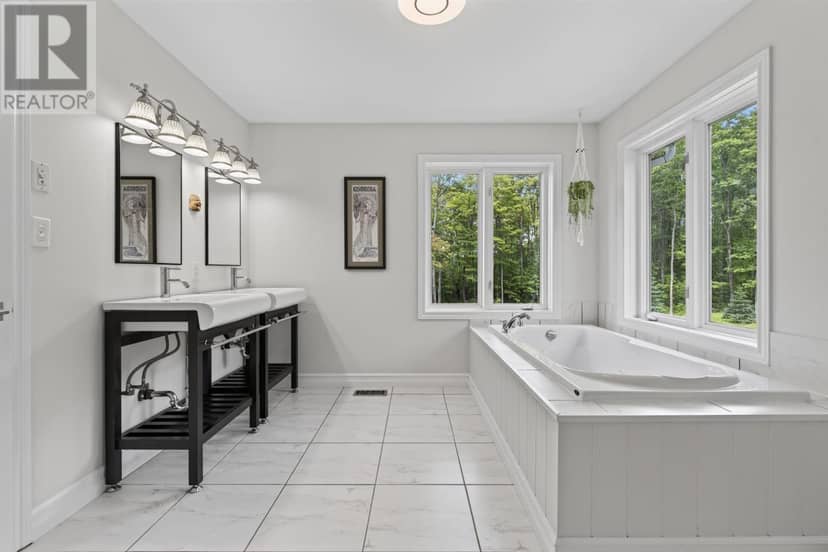 432 Government RD — photo 21 of 40