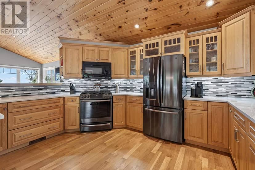 432 Government RD — photo 18 of 40