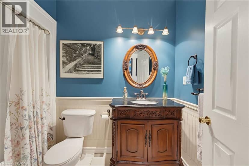39 OAK Crescent — photo 23 of 40