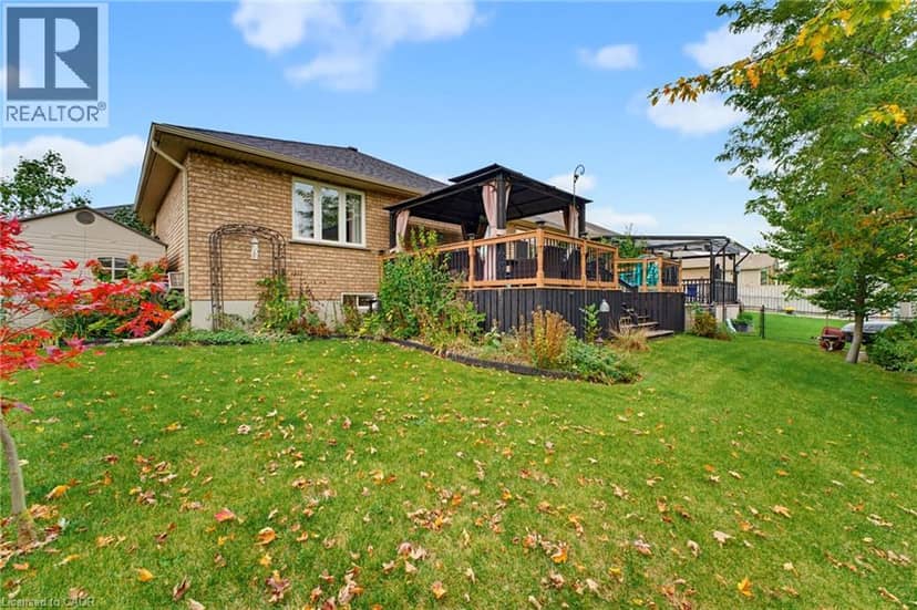 39 OAK Crescent — photo 35 of 40