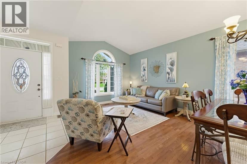 39 OAK Crescent, Hagersville, photo 8