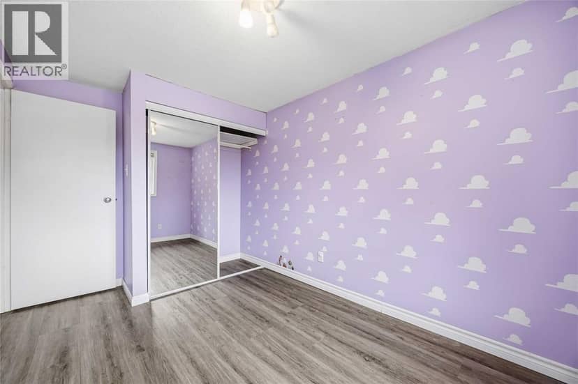 215 TRUDEAU DRIVE Unit# 59 — photo 17 of 29